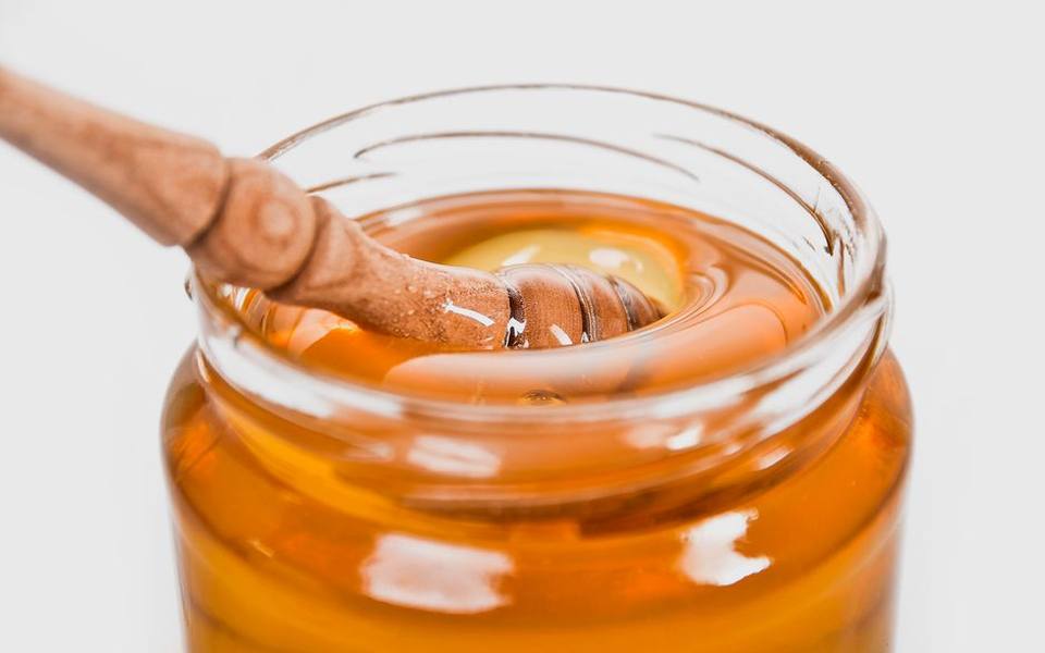 Storing Raw Honey and Managing Natural Crystallization